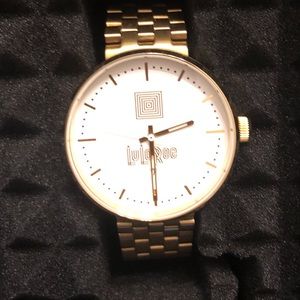 Lularoe trainers watch